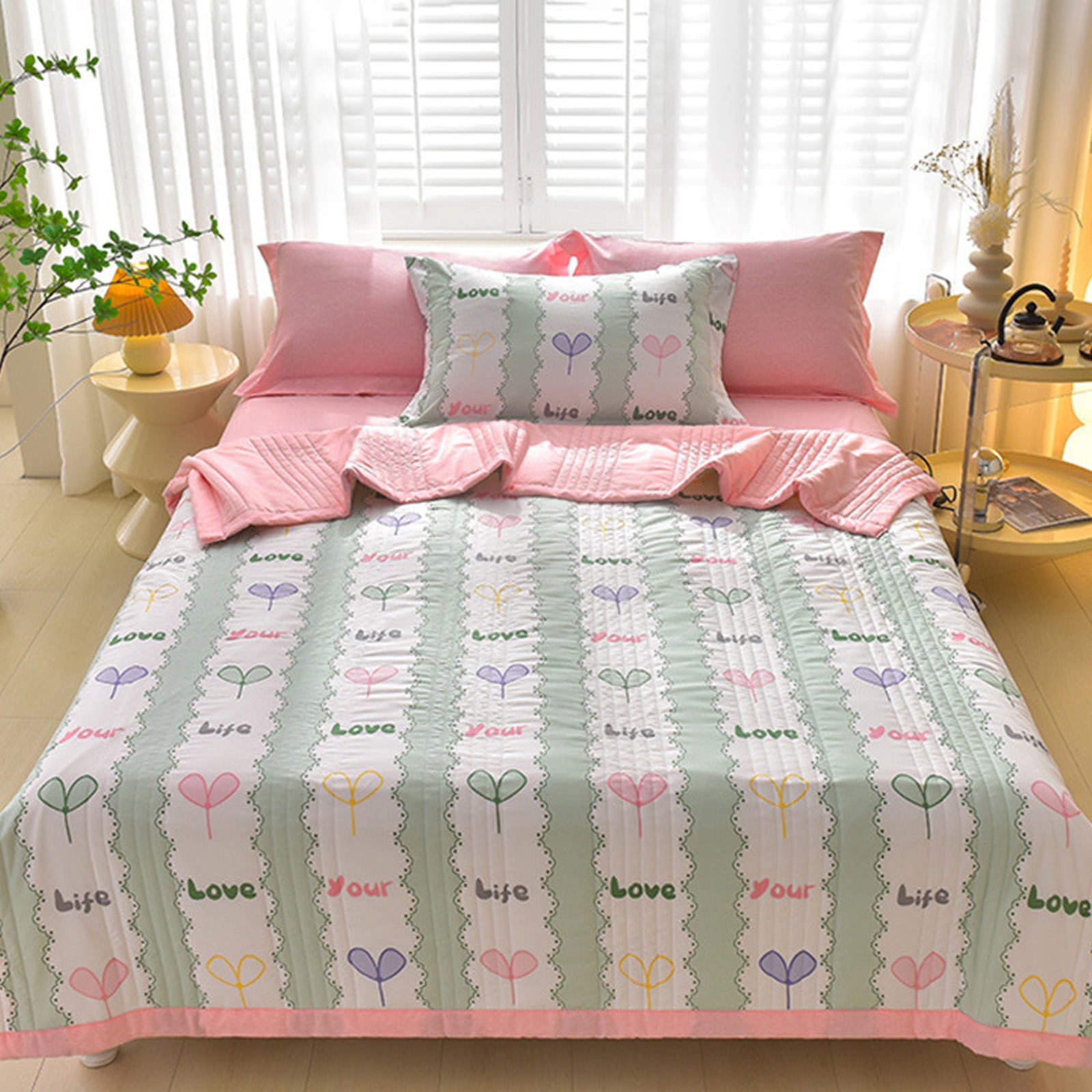 syligr Quilts for Queen Bed Light Bedspreads,Soft Bed Summer Quilt Lightweight Microfiber Bedspread,Modern Style Flowers Pattern Coverlet for All Season 150x200