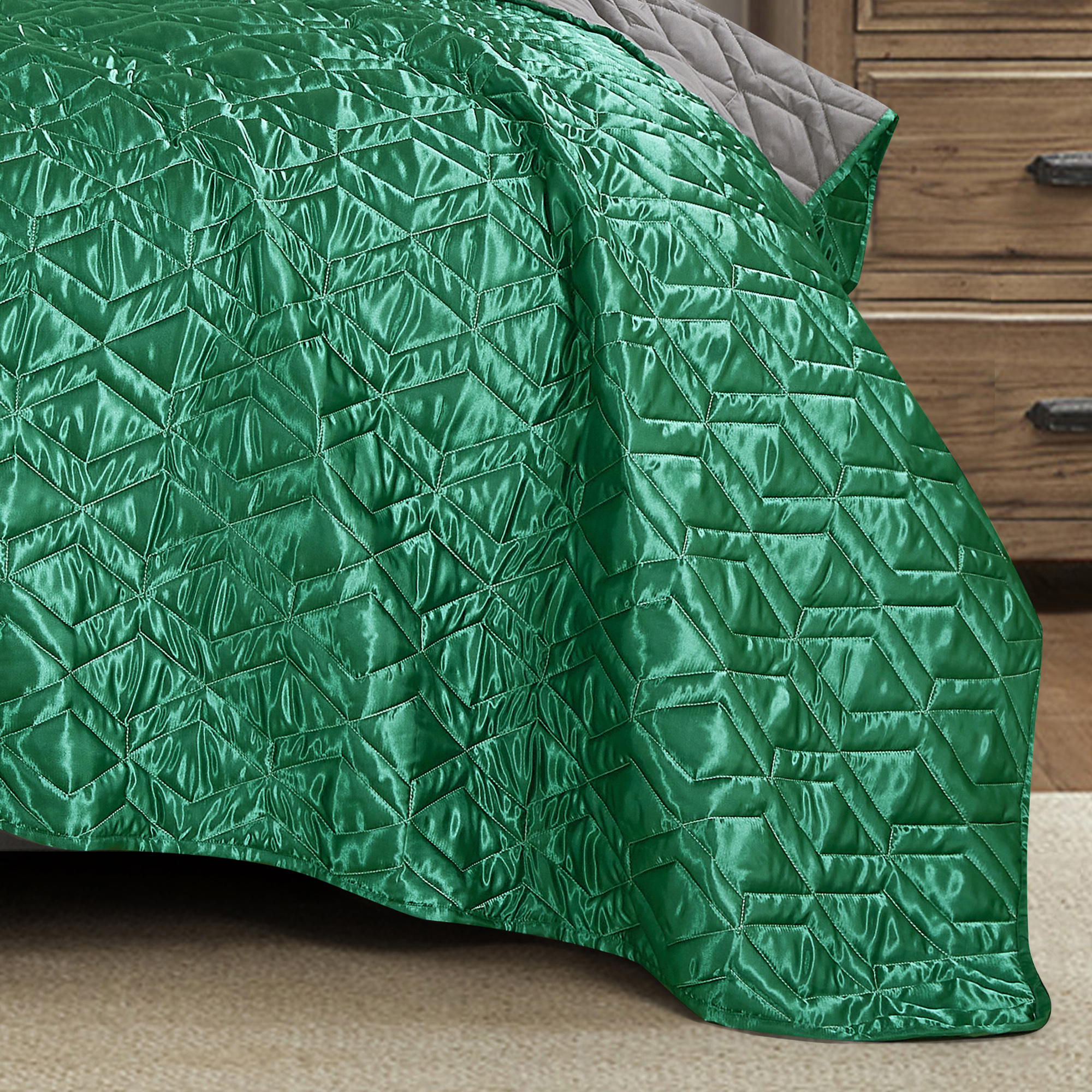 Evjk 3-Piece Decorative Lightweight Bedspread Set – Breathable, Satin with Soft Solid, Queen