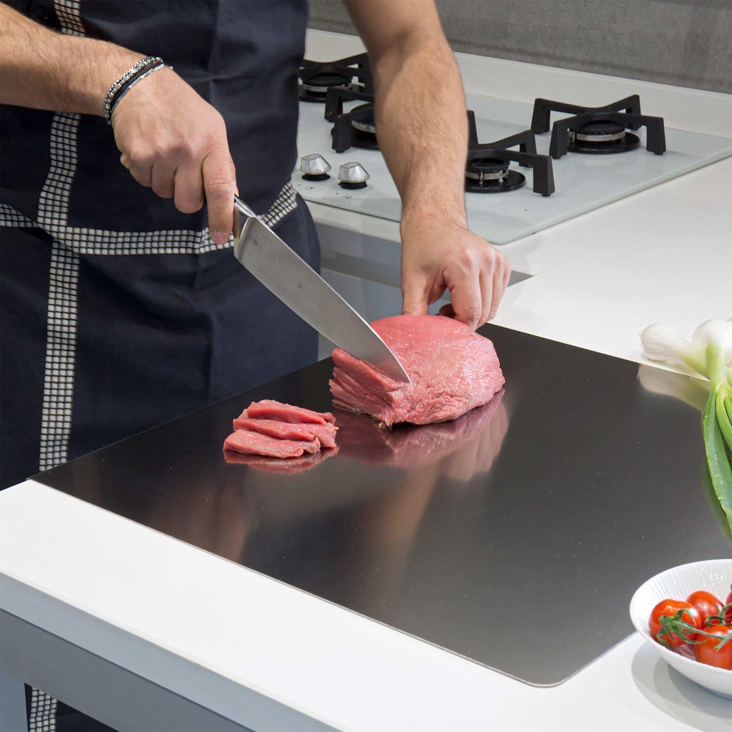 Stainless Steel Cutting Boards for Kitchen, Kneading Board Mats, Metal Meat, Fruits, Vegetables, Bread, and Baking Small (40 x 30cm/15.7 11.8 in)