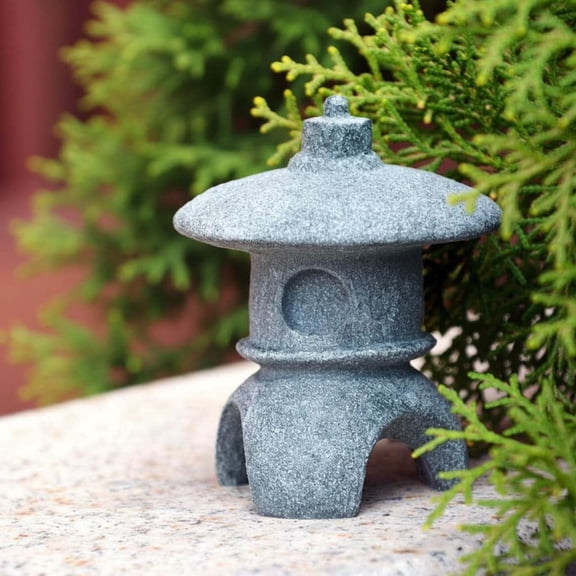 Tnarru Sandstone Japanese garden lantern