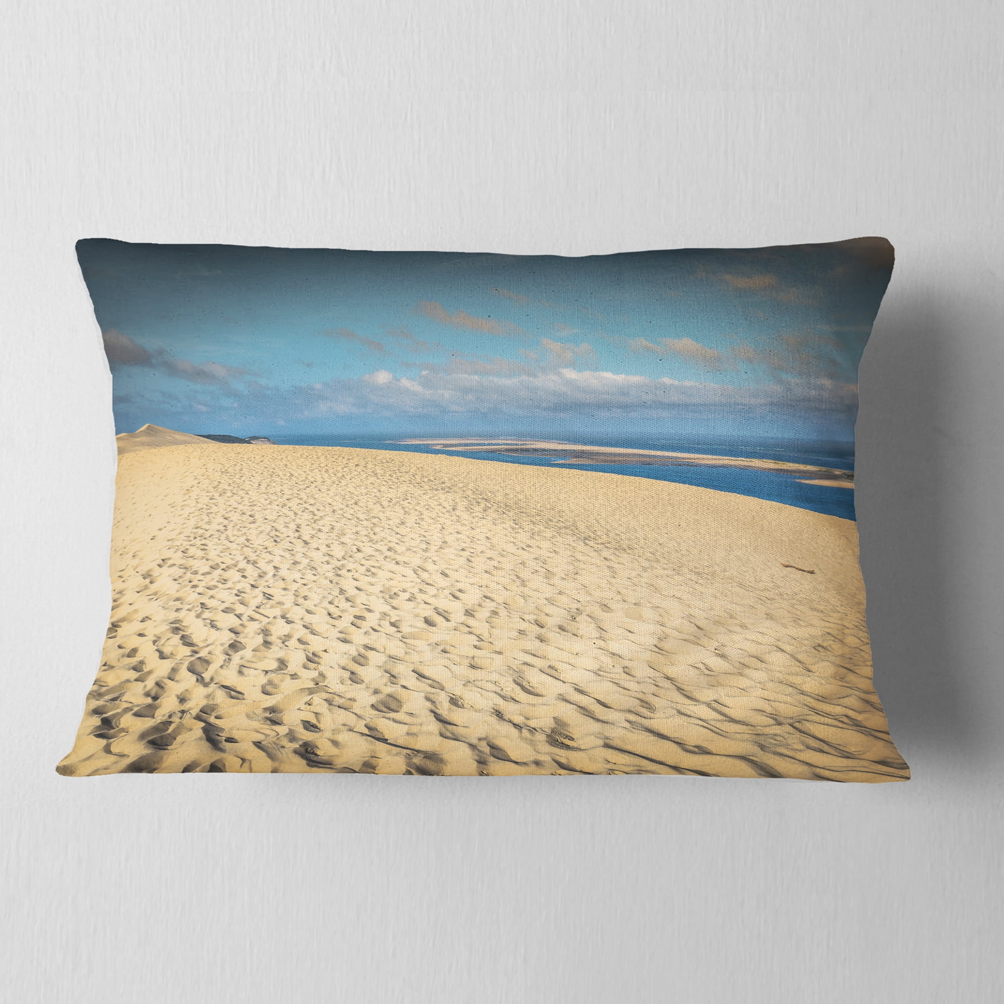 Designart Dune of Pyla - Landscape Photography Throw Pillow - 12x20