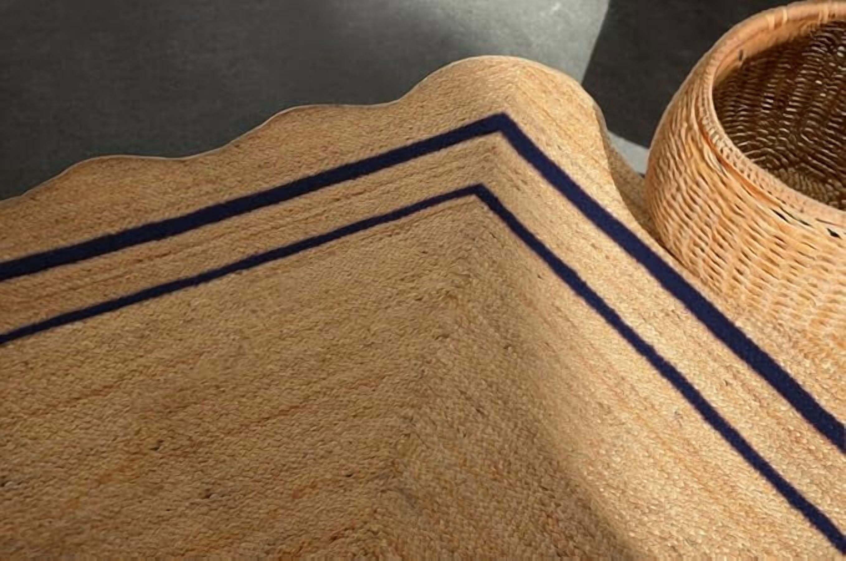 2.6x5 Ft Navy Blue Border Premium Scalloped Jute Rug, Handcrafted Natural Braided Carpet for Living Room, Bedroom, Entryway, Hallway etc.
