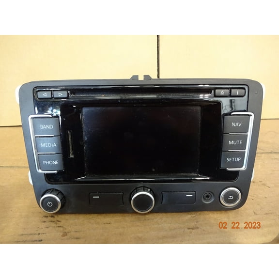 Pre-Owned 2014 Volkswagen Passat AM FM CD Player Radio Receiver w/ Navigation OEM - Verify Specific Vehicle Fitment In Description - (Good)