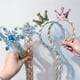 thumbnail image 4 of Sonducket Peluca Coleta de dibujos animados Bling Bling Hairpiece Mano Juguete de dibujos animados Fácil Lustrous Periwig Delicado Exquisito Ropa, zapatos y accesorios Miscelánea rosa copo de nieve, 4 of 6