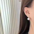 thumbnail image 5 of Boucles d'Oreilles Mode Française simple Perle Tempérament Exquis Rétro Grandes clips d'Oreilles Sans Perçage, 5 of 5