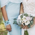 thumbnail image 4 of Juego de 8 Piezas de Ramillete y Boutonniere Azul Polvoriento, Pulseras de Ramillete de Muñeca con Flores Artificiales para Baile de Graduación, 4 of 5