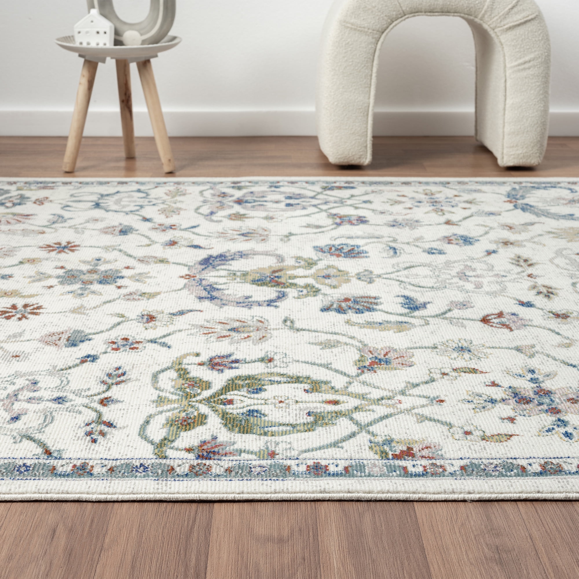 LR Home Ada 7'9" x 9'9" Ivory Distressed Floral Indoor Area Rug