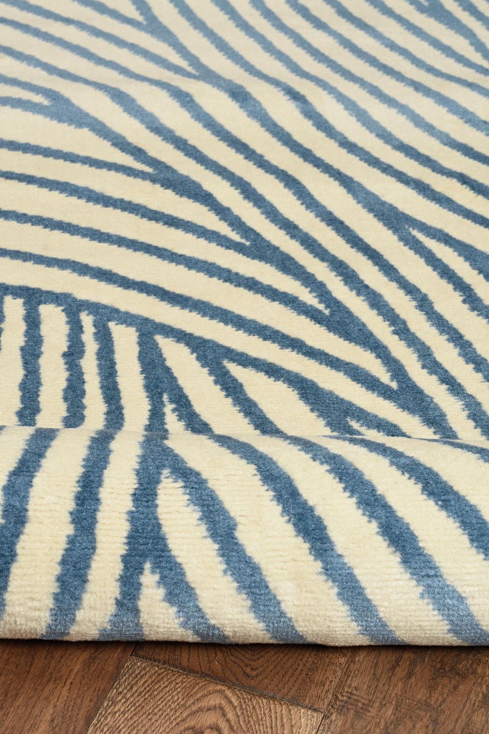 Tapis Capri Binya os & bleu de 6 pi 5 po x 9 pi 3 po