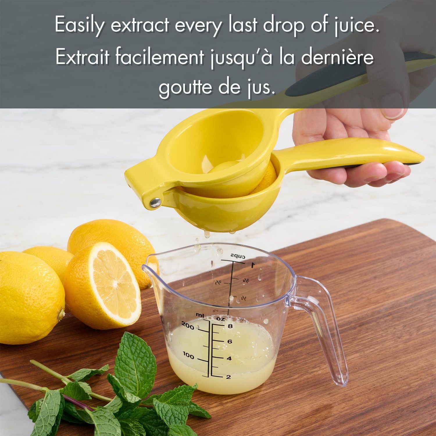 Mainstays 8.5" Manual Lemon Juicer, Heavy-Duty Diecast Aluminum with Comfort Grip Handles, Yellow, Lemon Squeezer