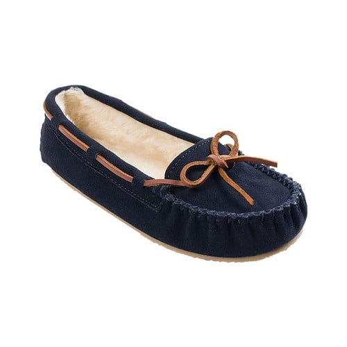 minnetonka moccasin slippers womens
