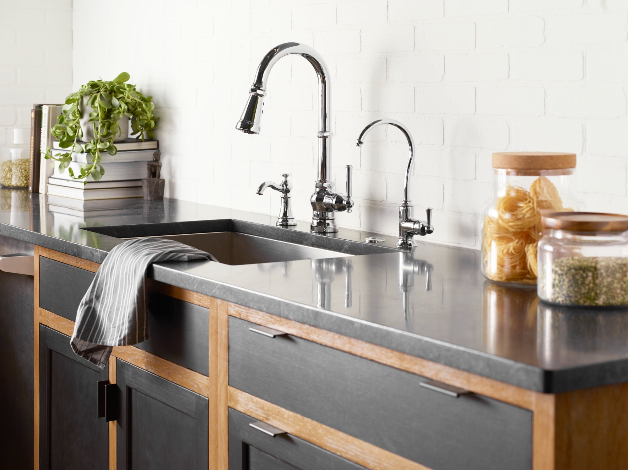 Moen Traditional Soap Dispenser Oil Rubbed Bronze
