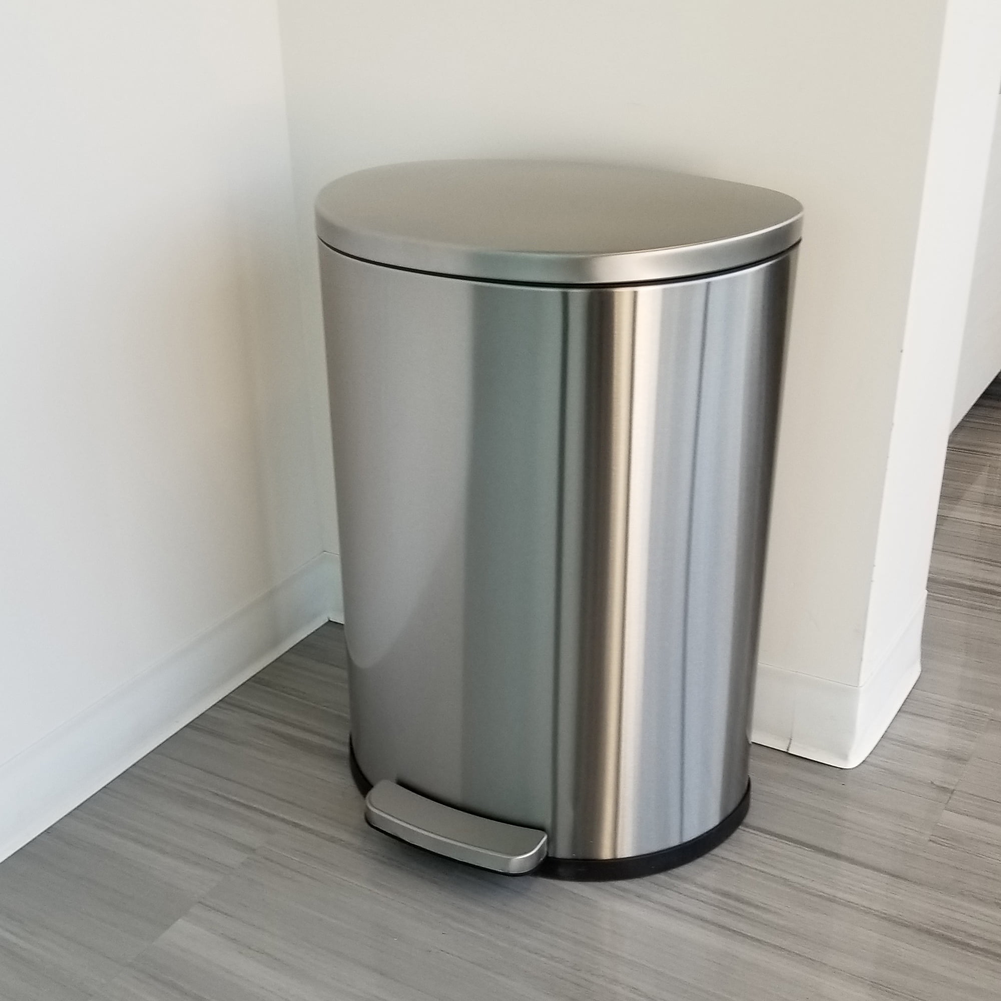 iTouchless SoftStep 1.32 Gallon Small Bathroom Stainless Steel Step Trash  Can, 5 Liter Pedal Bin, Re…See more iTouchless SoftStep 1.32 Gallon Small