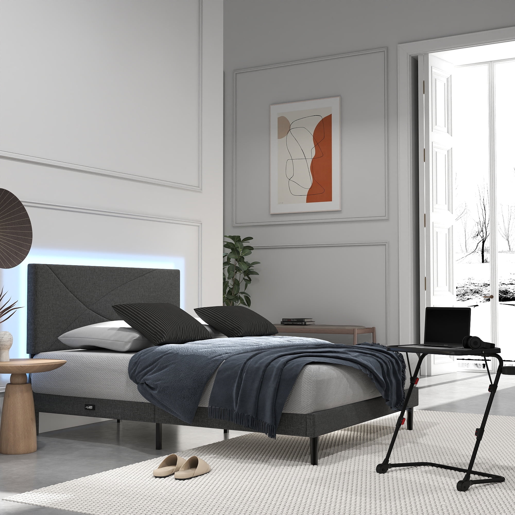 Lit queen-size rembourré Homy Casa avec plateau télé pour chambres élégantes