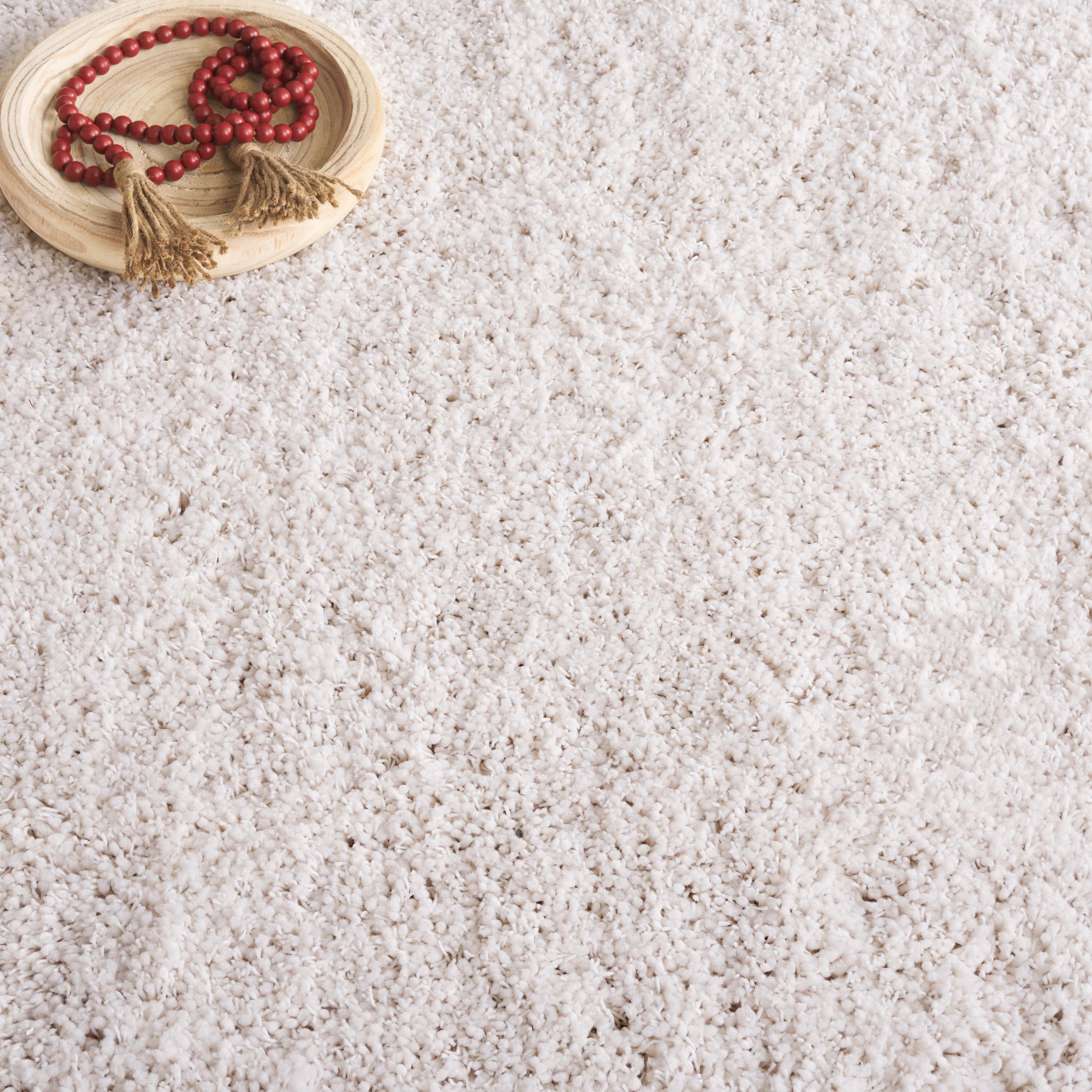 SAFAVIEH Luxe Shag Jameson Solid Area Rug, White, 5' x 8'
