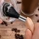 thumbnail image 3 of Cepillo de limpieza profesional para molinillo de café espresso con mango de madera Estilo 2, 3 of 7