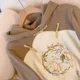 thumbnail image 4 of Falda con capucha de gran tamaño, gruesa y con forro polar, de moda 2023, de material de algodón con estilo nacional para primavera y otoño, 4 of 5