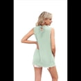 thumbnail image 4 of Camiseta Sin Mangas con Cuello con Volantes para Mujer, Color Verde Frijol, Talla XL, 4 of 10
