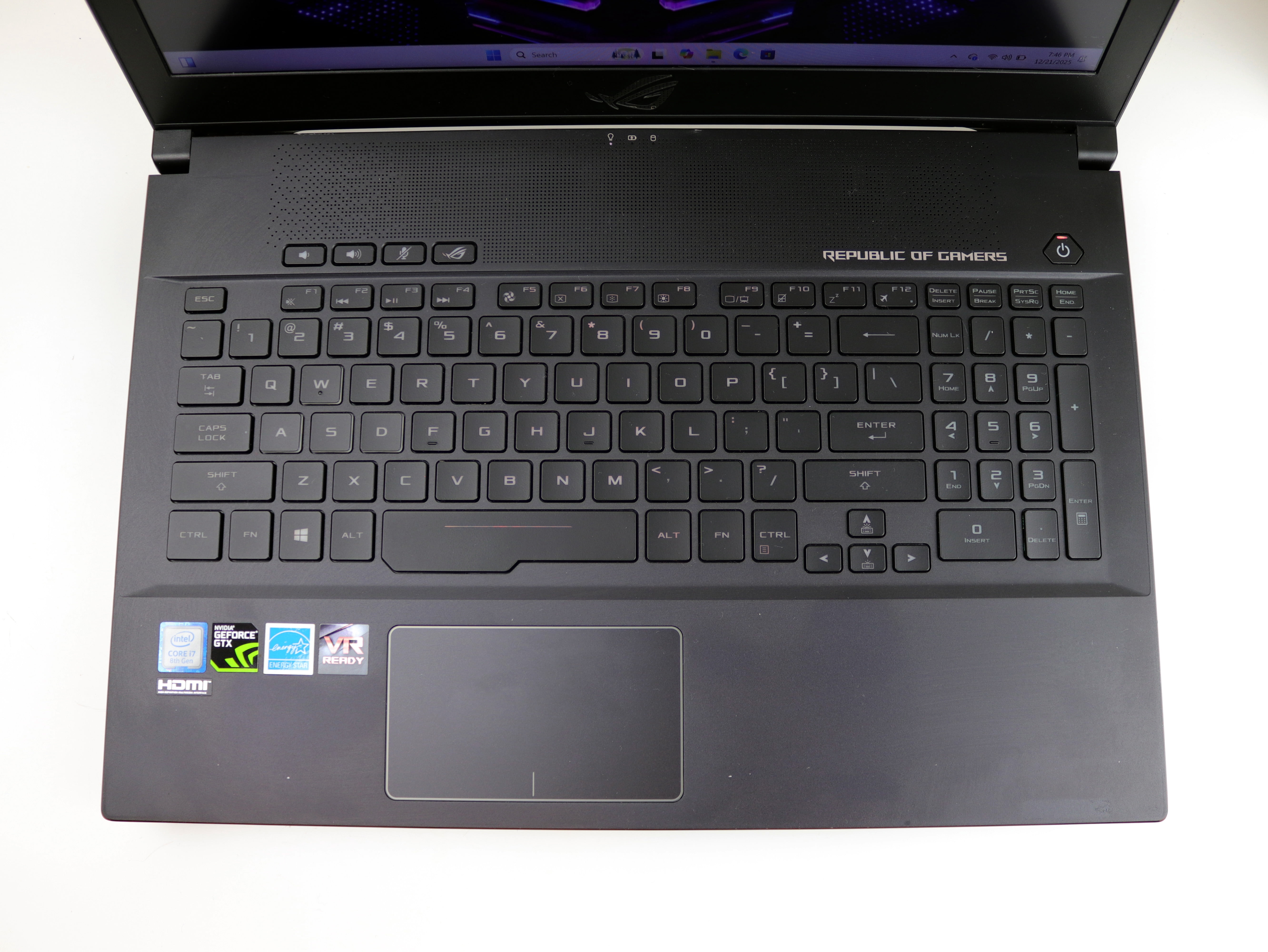 ASUS ZEPHYRUS GM501G 15.6" Laptop i7-8750H 16GB RAM 512GB SSD NVIDIA GTX 1070 Windows 11 Pro
