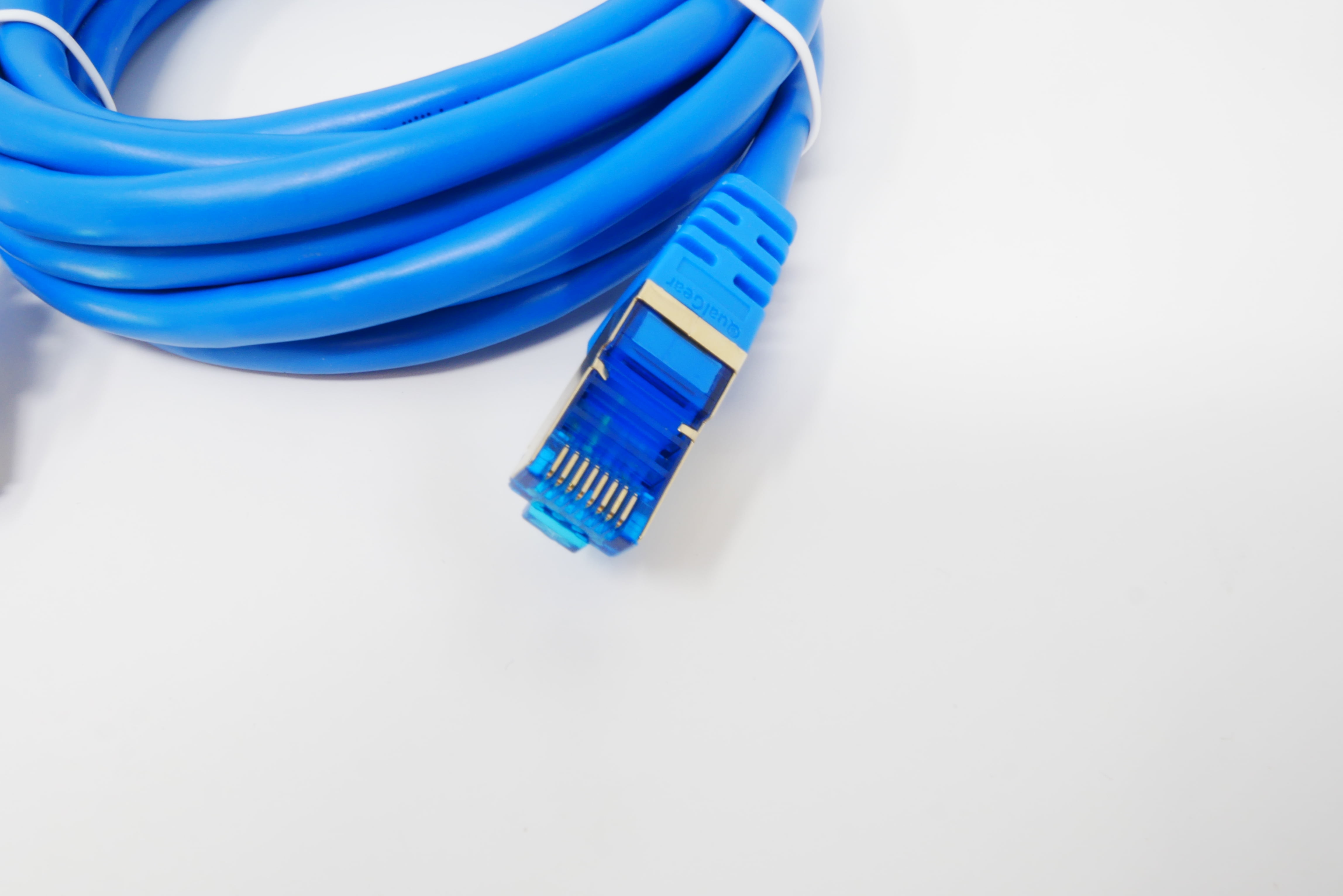QualGear RJ45 Cat 7 Ethernet Patch Cable, 10Gpbs High-Speed Cable, 600MHz, Triple-Shielded, Round, 100 Feet, Blue