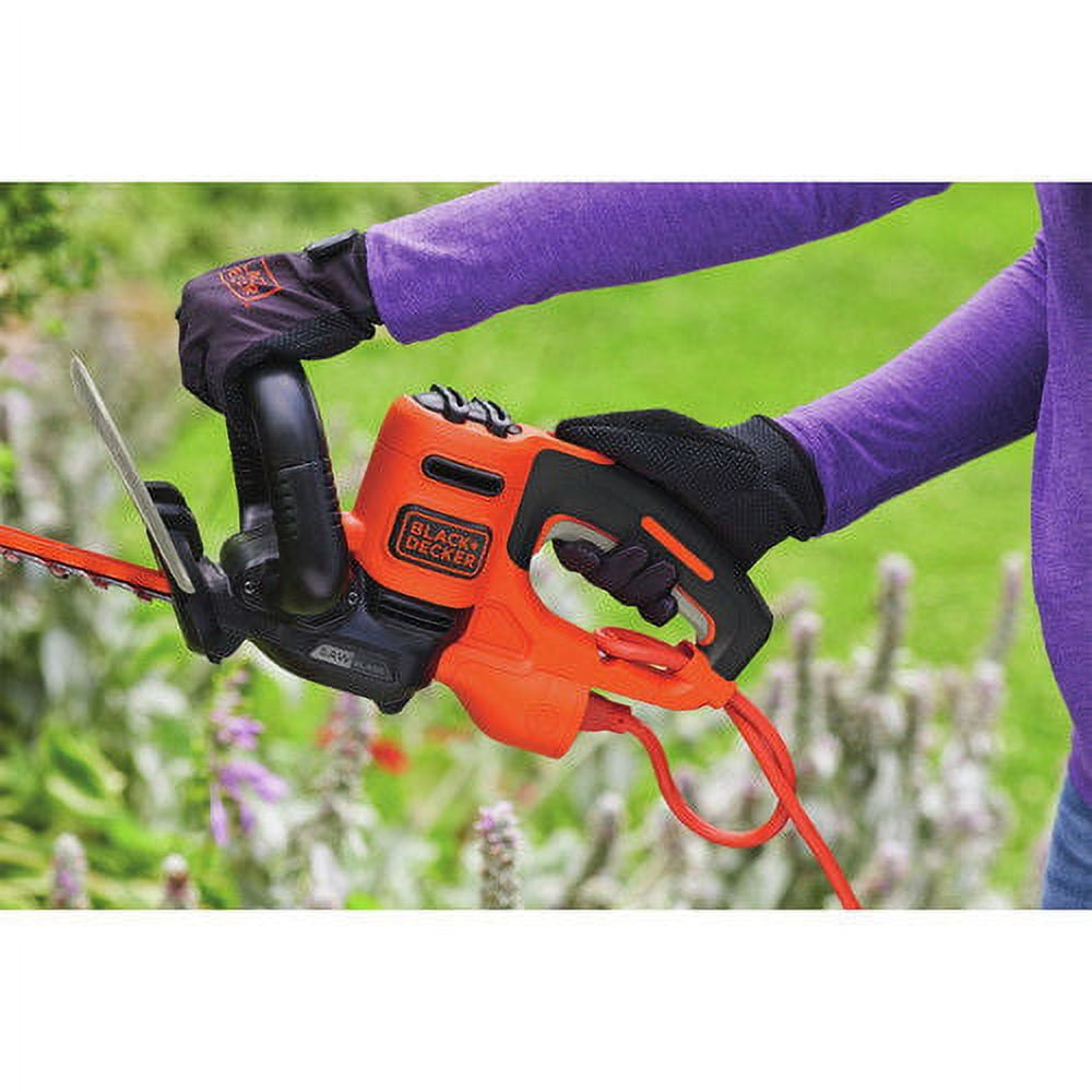 BLACK+DECKER BEHTS300 20 in. SAWBLADE Electric Hedge Trimmer