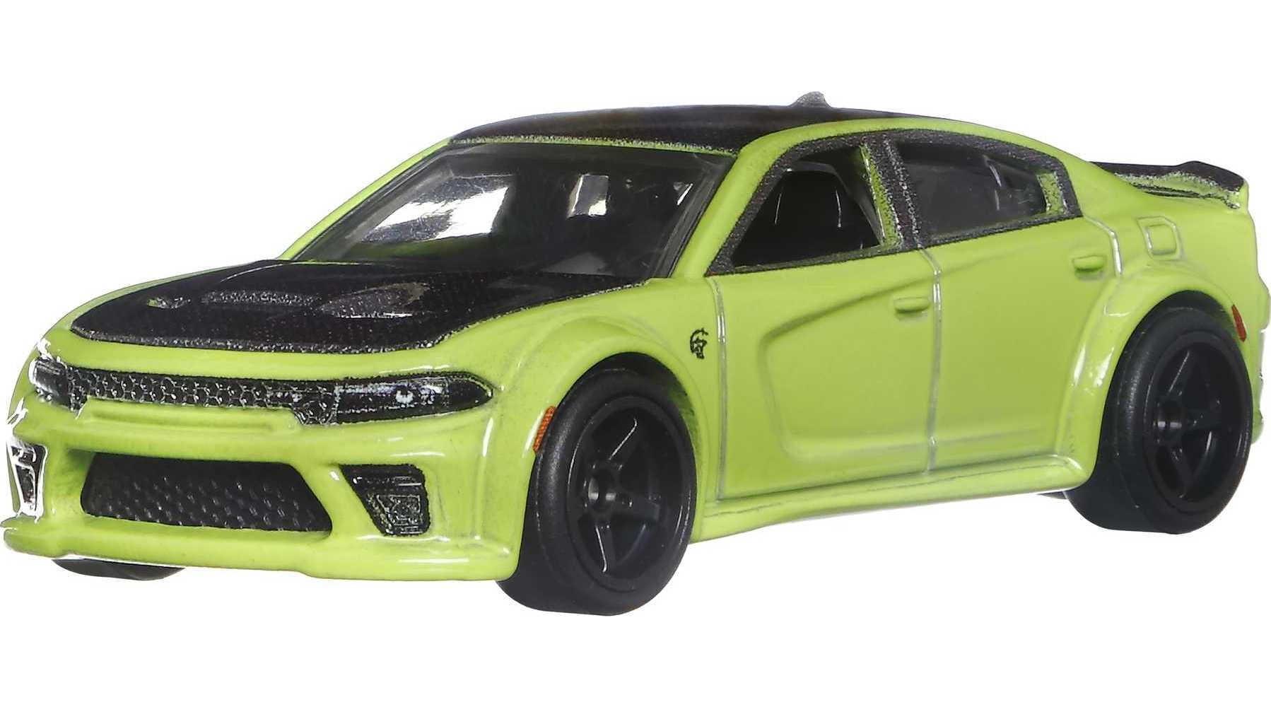 Hot Wheels Premium Car Culture American Scene 5-Pack of 1:64 Scale Toy Cars, Collectible Set, 1.37 lb