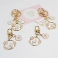 thumbnail image 5 of Llavero de conejo y gato, bonito, redondo, de metal, bonito, rosa, sakura, para coche, bolso, llavero, para niña, niño, pareja, joyería, colgante (B), 5 of 5