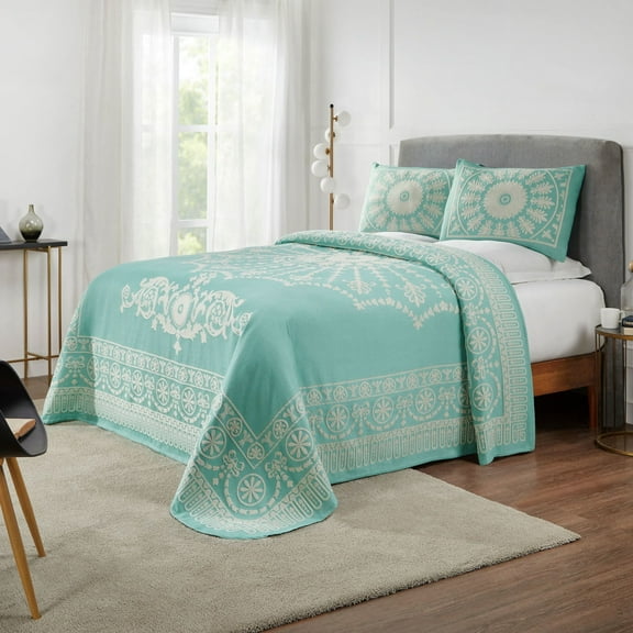Superior Cotton Blend Woven Jacquard Vintage Medallion Bedspread Set 3-Pieces, King, Green
