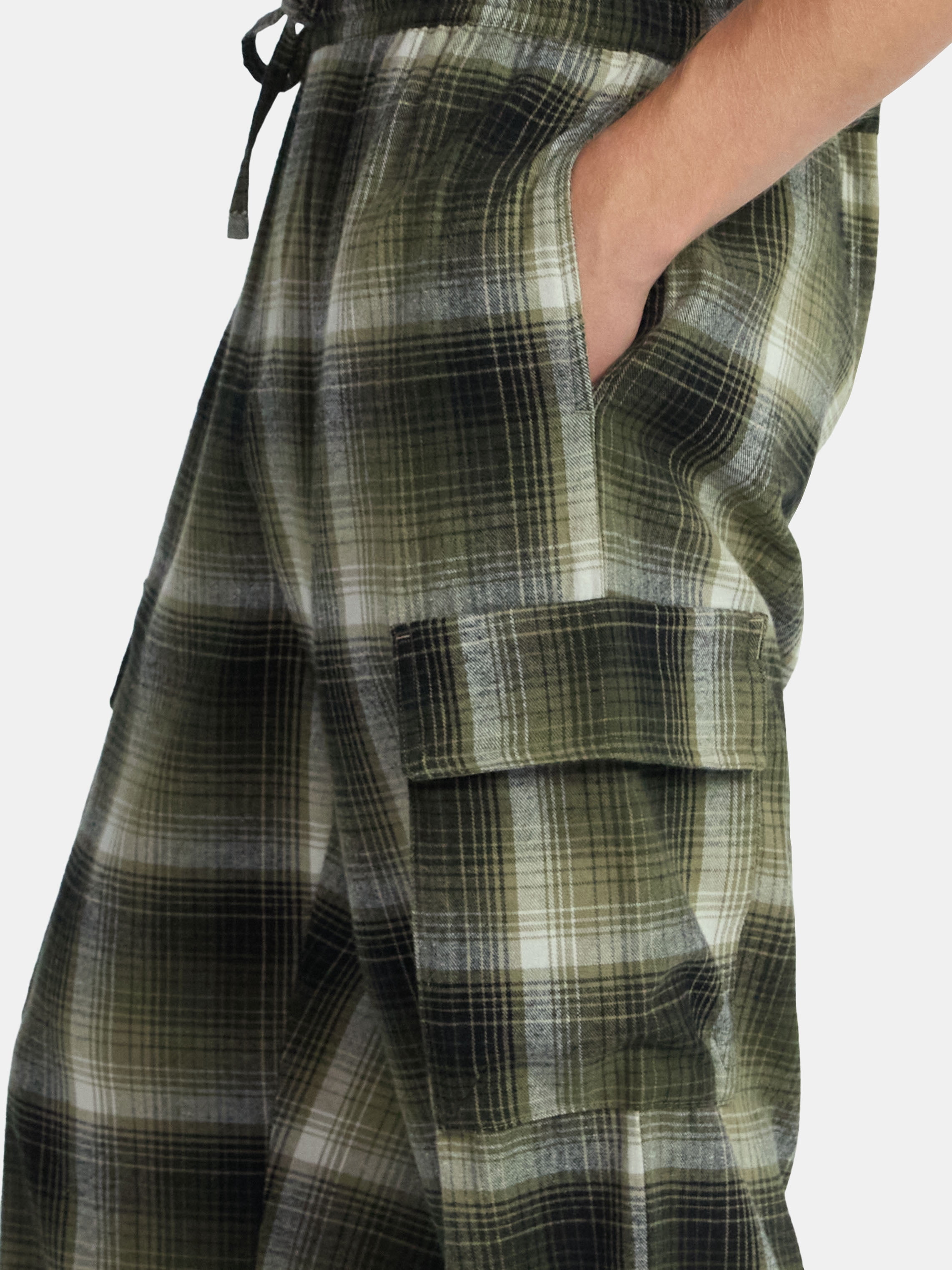 No Boundaries Flannel Cargo Pants, Men's & Big Men's