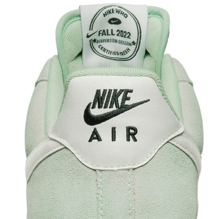 Men's Nike Air Force 1 '07 LV8 “Certified Fresh” Enamel Green/Sail