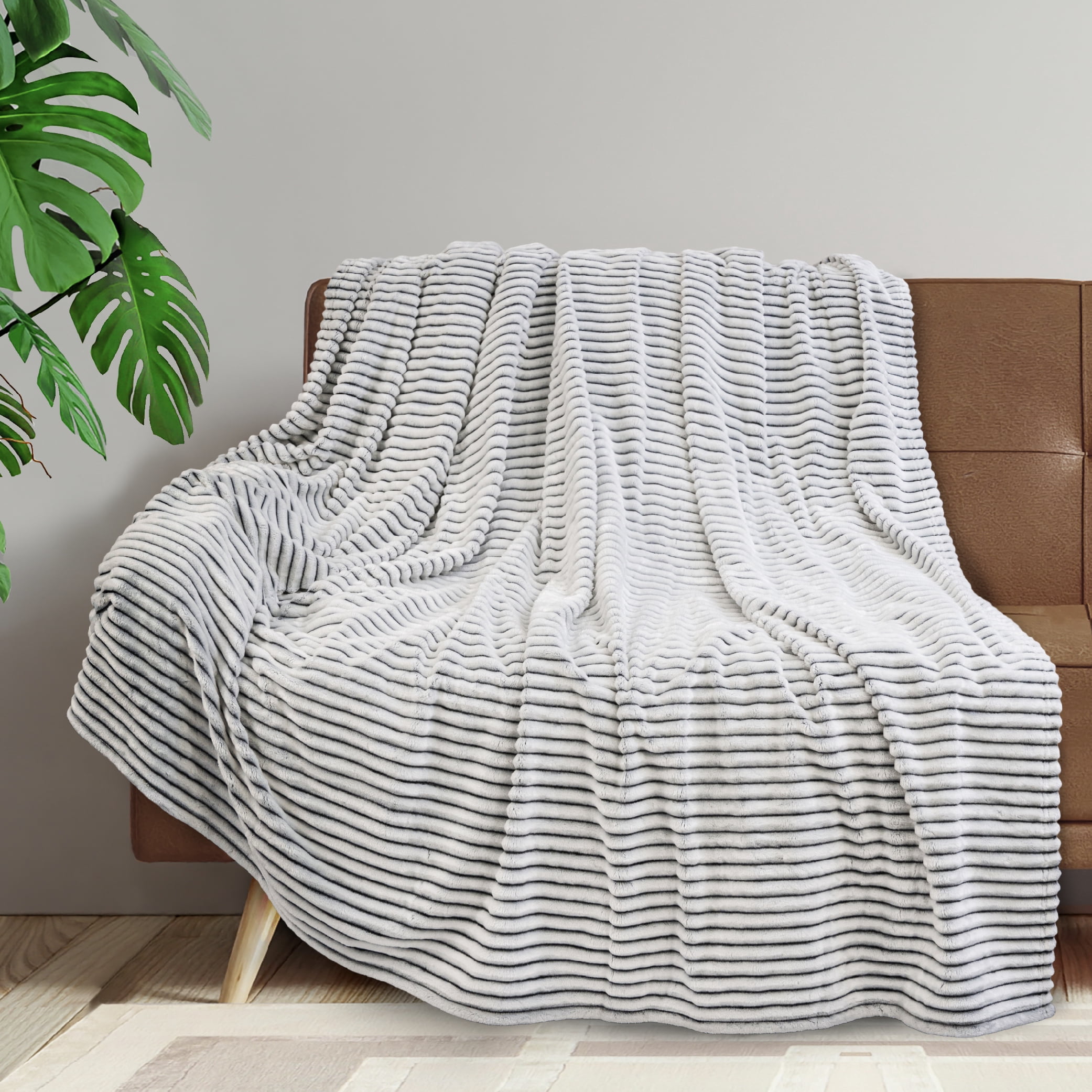 PAVILIA Soft Fleece King Bed Blanket Black and White, Large Fuzzy Plush Flannel Throw, Warm Cozy Ribbed Microfiber Blanket for Sofa Couch, Lightweight Striped Blanket, Black White, 108x90