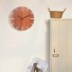thumbnail image 2 of Reloj de pared retro PENGJJMXG estilo nórdico silencioso de madera maciza para sala de estar, 2 of 5