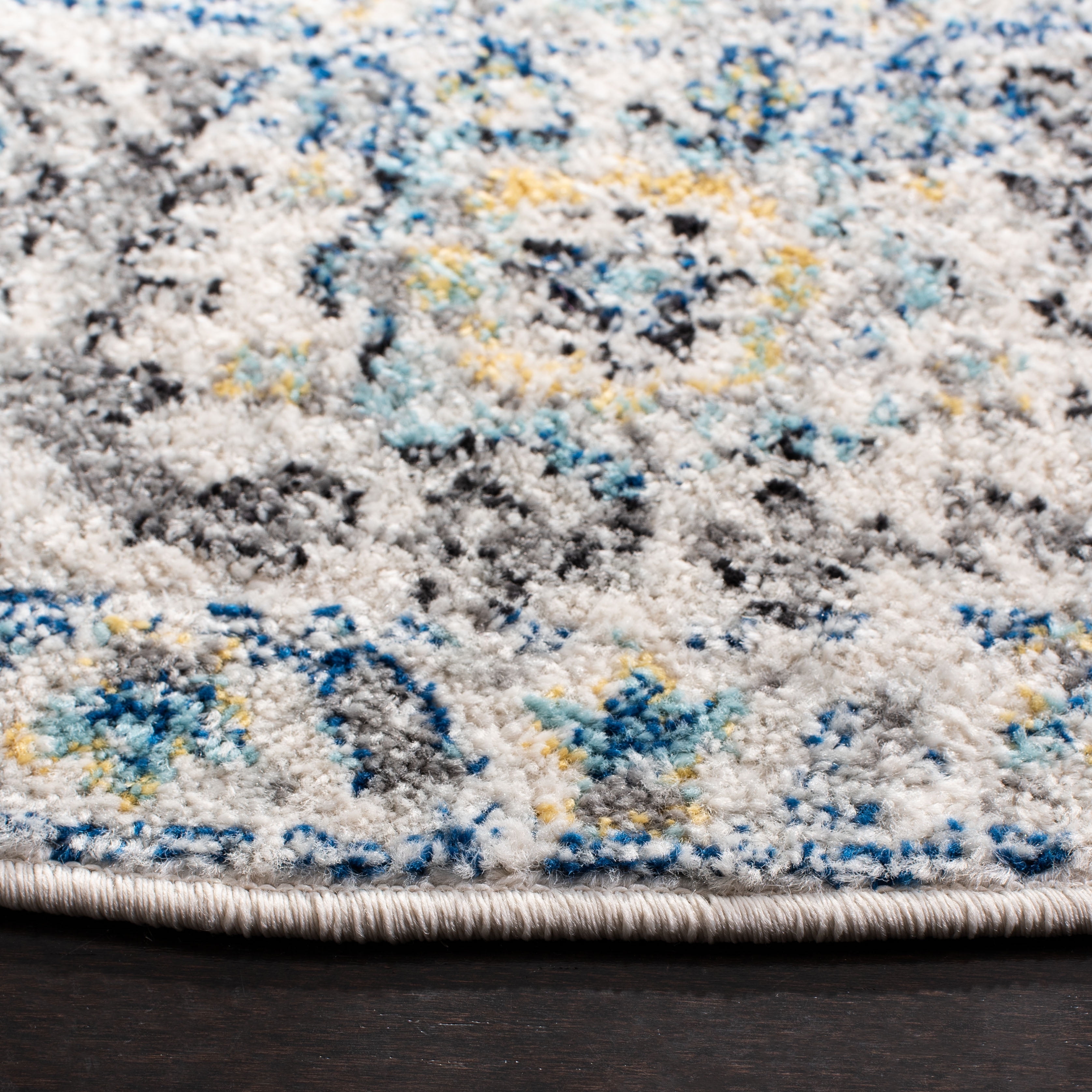 Safavieh Madison Rug Collection Power Loomed Off-White Oriental Area Rugs, 8' x 8' Round, Stain Resistant