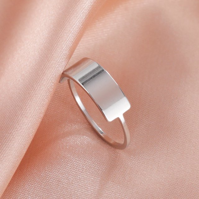 Skyrim anillo de mujer de acero inoxidable corazón Simple mariposa fase lunar anillos de dedo geométricos regalo de boda para amante al por mayor Tan Jianjun unisex
