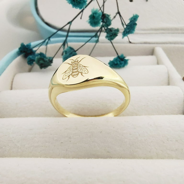 Honey bee deals signet ring