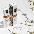 thumbnail image 4 of Protector solar SOL LABS Natural Mineral SPF 30 para rostro y cuerpo, 4 of 9