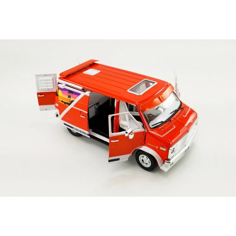 Modèle réduit Chevrolet G-series Van Good Times Machine - 1976 1/18