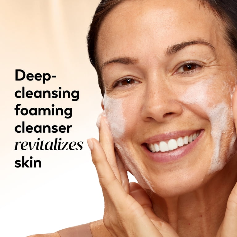Revitalizing Foaming Face Cleanser with Niacinamide photo 3