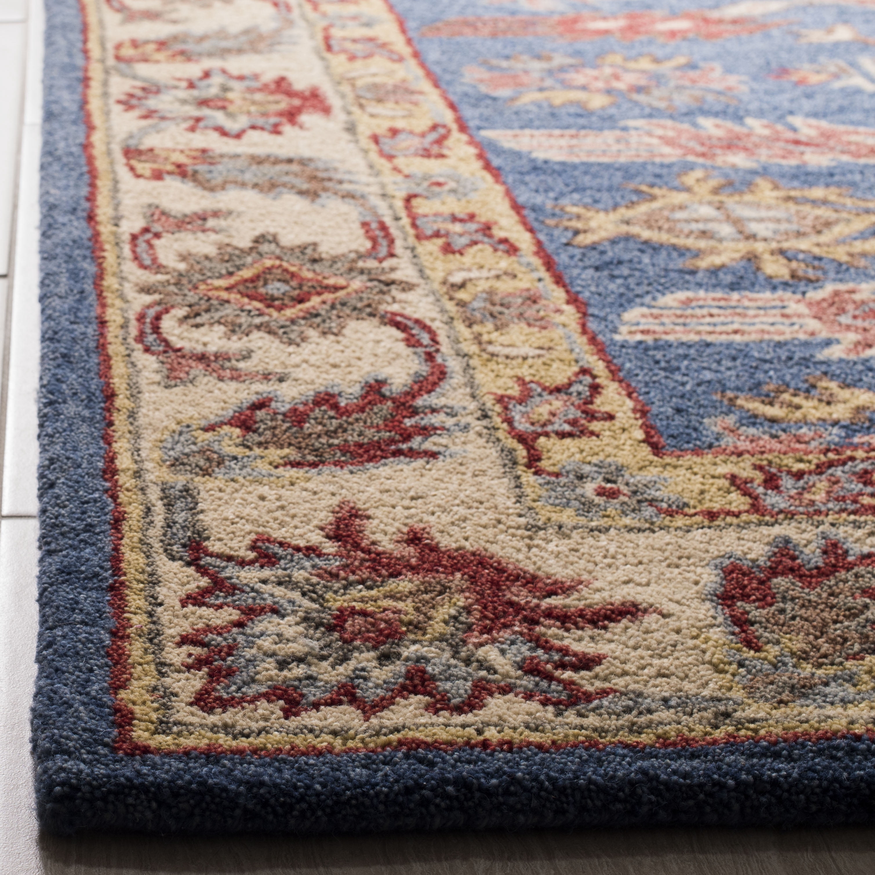 SAFAVIEH Antiquity Sydney Traditional Wool Area Rug, Blue/Red, 5' x 8'