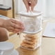 thumbnail image 1 of pstuiky Recipiente hermético para almacenar alimentos 1 pieza de plástico saludable para cereales con tapa fácil de cerrar para organizar y almacenar la despensa de la cocina., 1 of 6