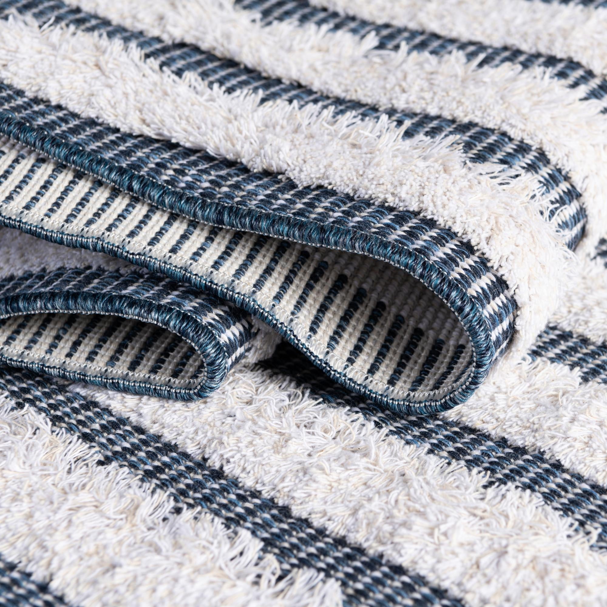 Sabrina Soto Casa Collection Area Rug - Toluca (2' 7" x 12' Runner Navy Blue/Ivory)