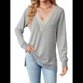 thumbnail image 2 of Blusas de Otoño para Mujer, con Escote en V, Encaje, Larga, Holgadas, con Ribete de Bloques de Color, Moda 2025 Gris M, 2 of 10