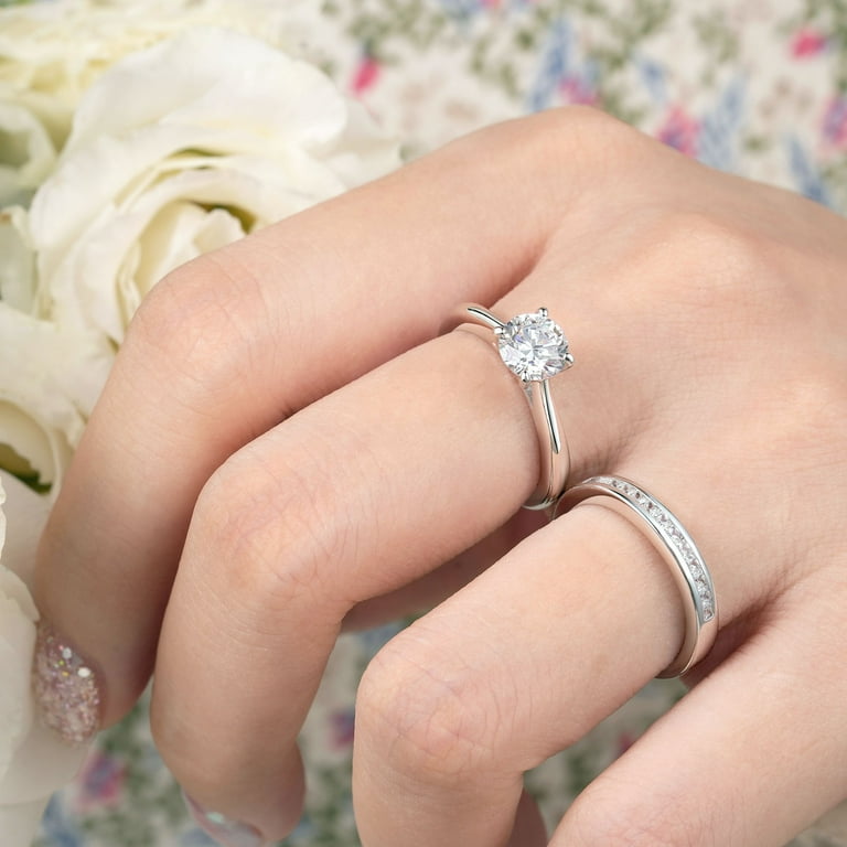 925 Sterling Silver Cubic Zirconia Engagement Ring - Square Cut CZ Promise Ring For Women, Size 7