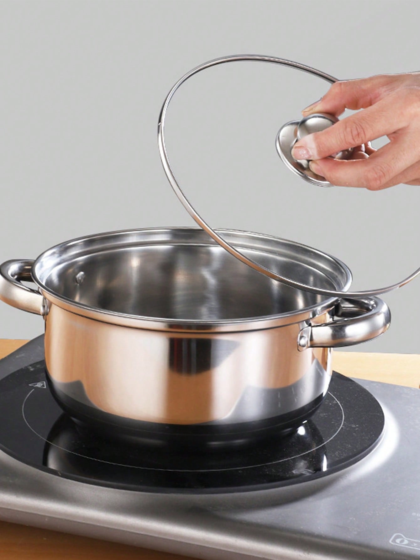 10-Pack Deluxe Gift For Everyone Stainless Steel Kitchen Induction Pan Cookware Set, Non-Stick Stainless Steel Pans, 5 Sizes (6.3 - 7 - 7.9 - 8.6 - 9.4 Inch) And Lids