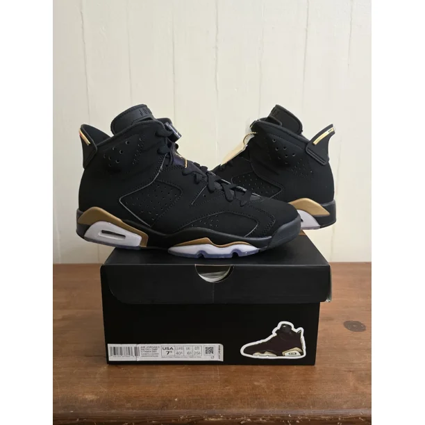 Ni - ke Air Jordan 6 Retro 2020 "Defining Moments" Size 7.5 Men's Brand New