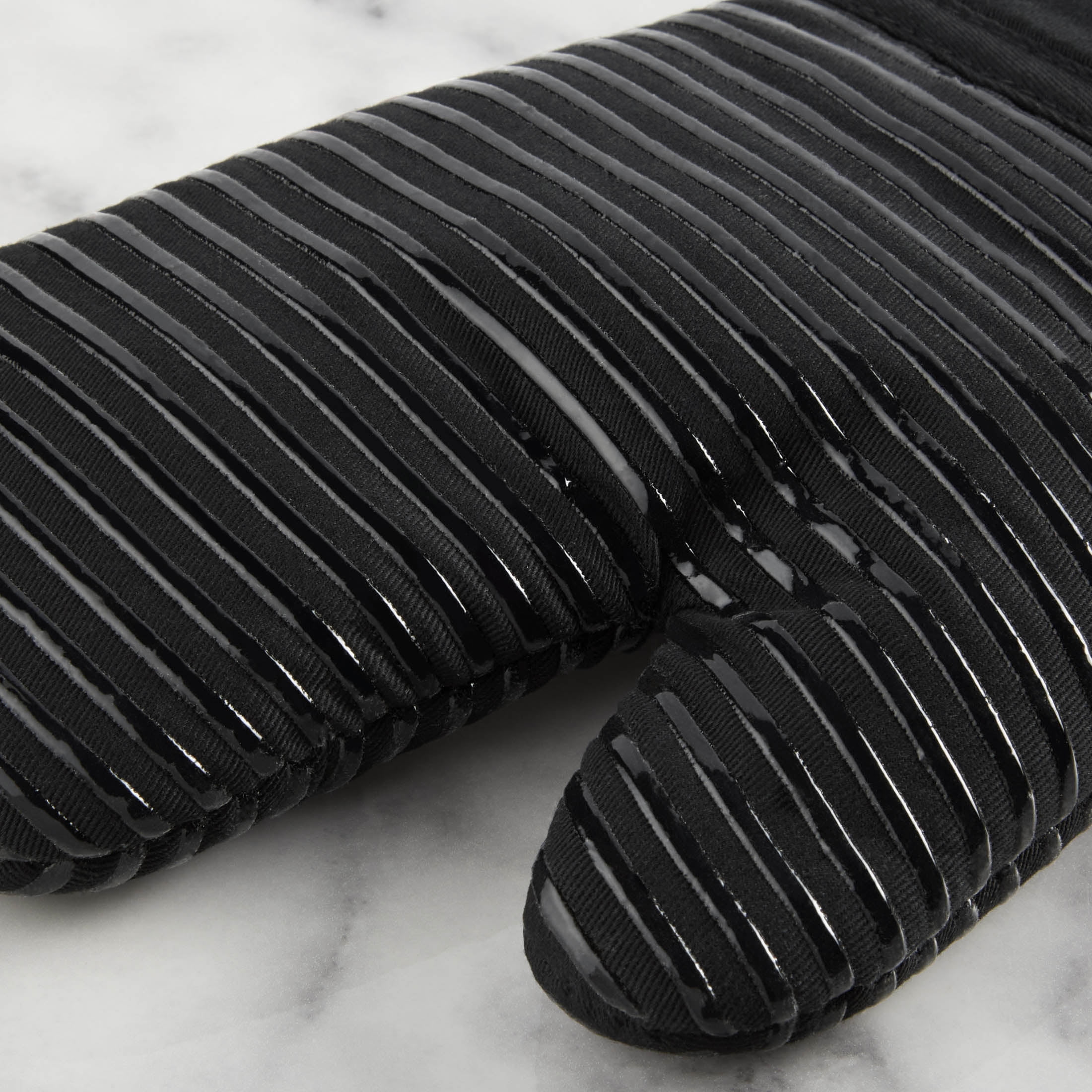 KITCHENAID Quilted Cotton Terry Cloth Oven Mitt, Pot Holder, Kitchen Towel 4-Pack Set, Heat Resistant, Silicone Grip, Gift Set, Matte Black, 16"x26", 7"x13" & 7"x10"