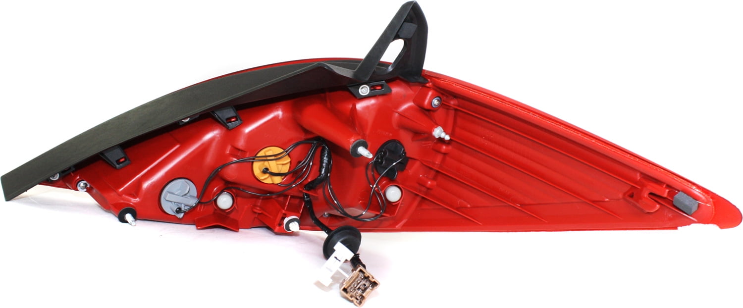 Tail Light Compatible With 2007-2012 Nissan Versa Left Driver With bulb(s)
