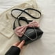 thumbnail image 1 of Bolso de hombro de textura sencilla para mujer, bolso de mano con cadena y lazo, nuevo estilo de primavera 2025, 1 of 5