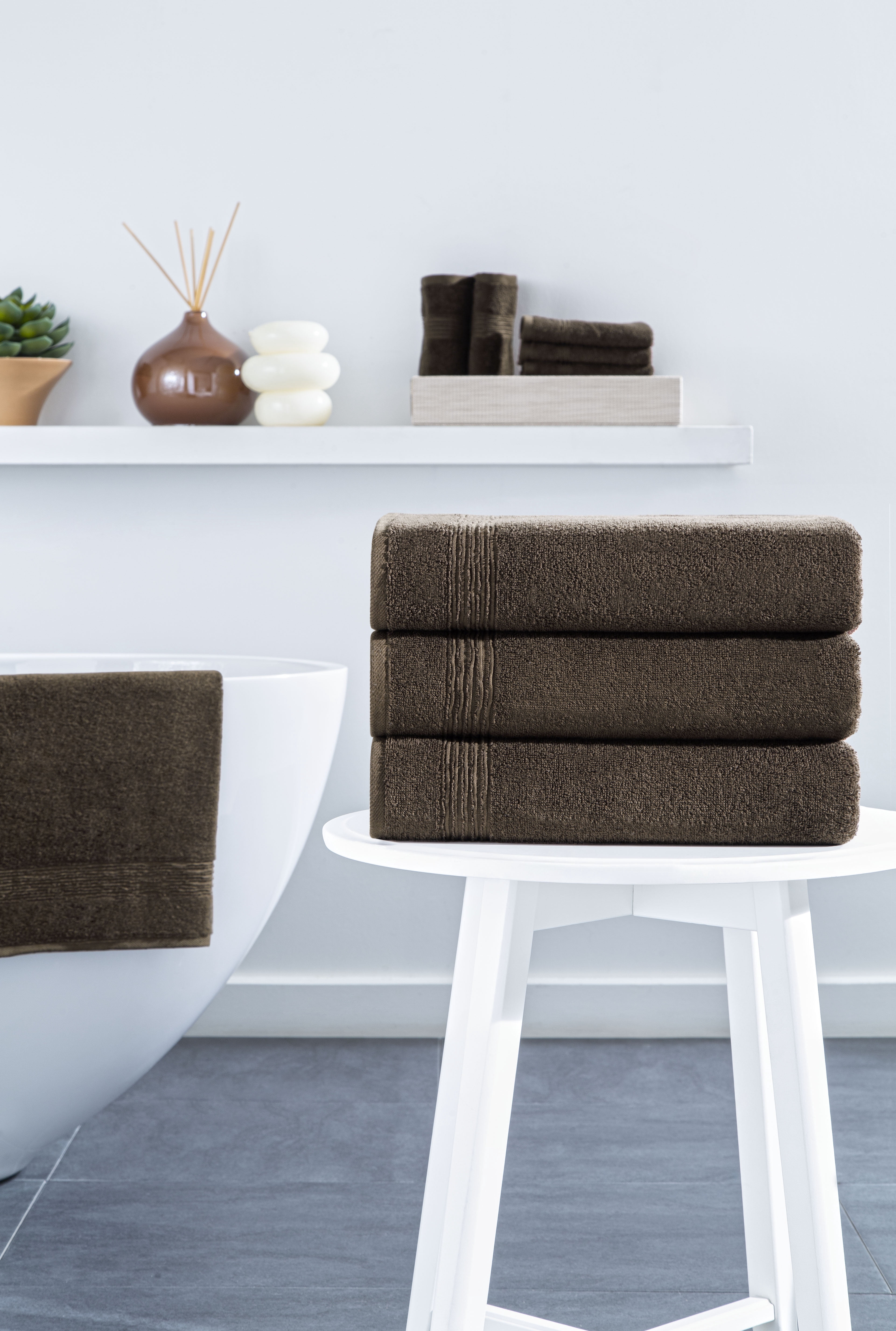 Ozdilek 4-Piece Bath Towels, 30x60" 100% Turkish Cotton, Quick-Dry & Lightweight Body Towels, Breathable, Space-Saving Shower Towel Set for Bathroom, Pool, Gym, Chocolate