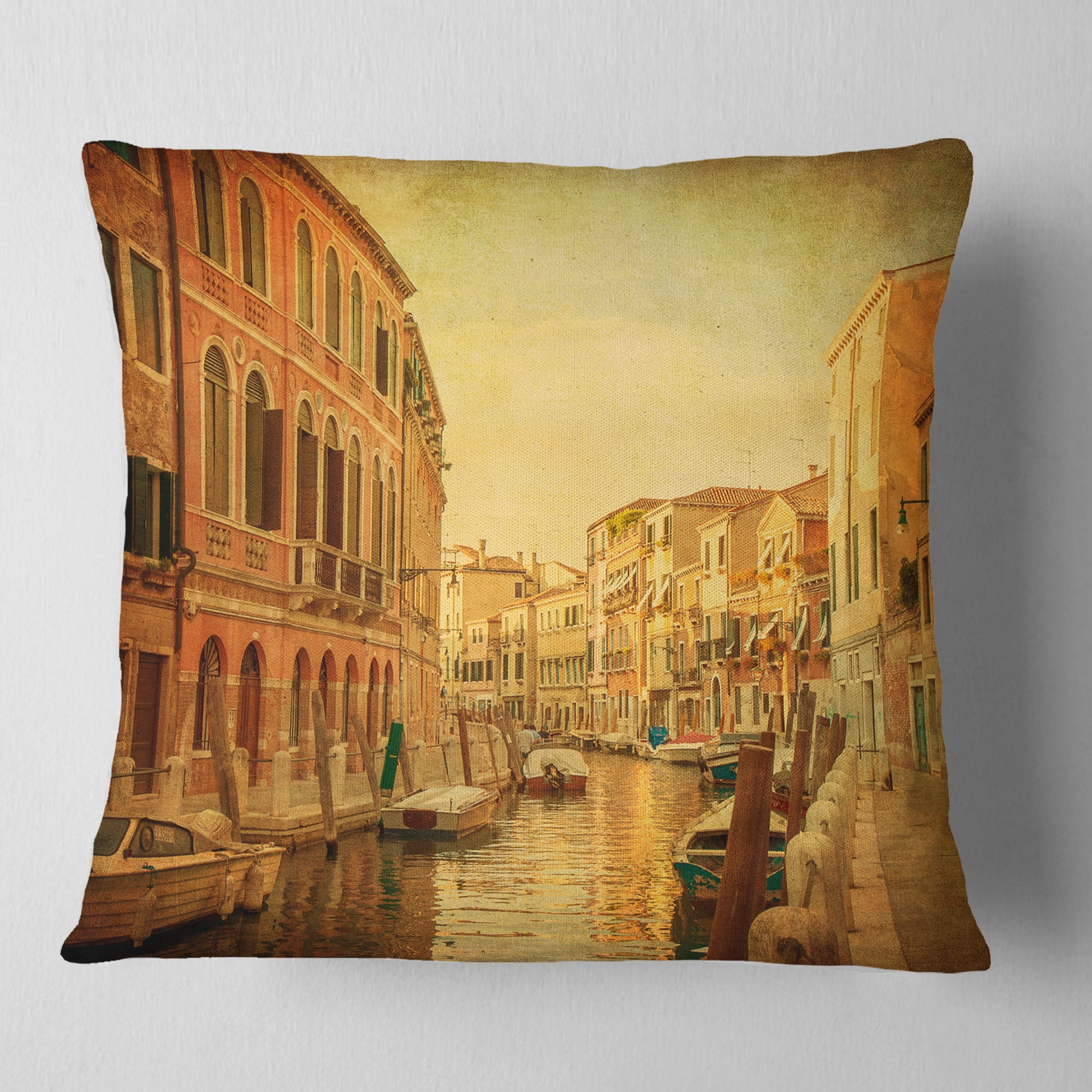 Designart Venetian Canals Vintage View - Landscape Photography Throw Pillow - 16x16