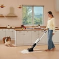 thumbnail image 3 of Tineco GO H2O HammerHead Balai à franges et aspirateur pour sol dur, 3 of 10